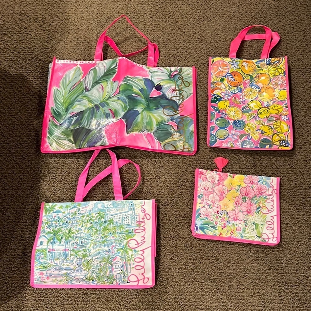 Lilly Pulitzer set of 4 reusable totes. New, never used!